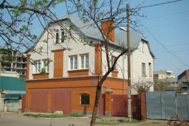 г.Воронеж-ул.-Октябрьской-Революции-год-постройки-2003