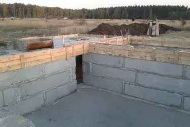 Устроийство блочного фундамента