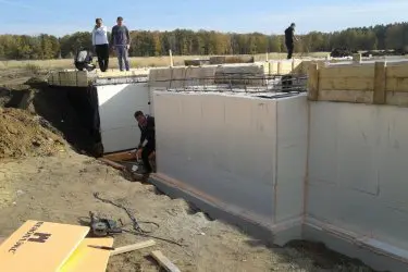 Блочный фундамент